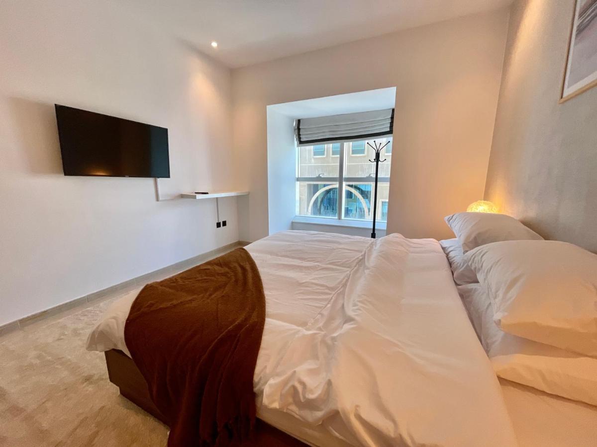 Deluxe 1 Bedroom Apartment - Elite Residence Dubai Marina - Sea View Экстерьер фото